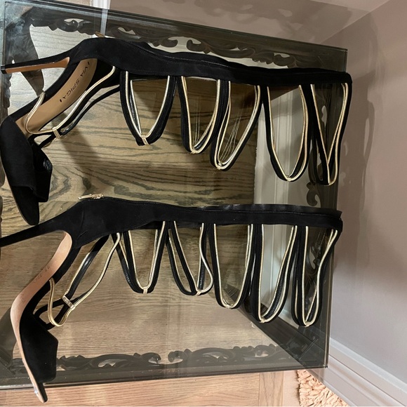 Via spiga - Picture 1 of 5